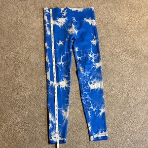 Vibrant Blue and White Viral Shein Leggings